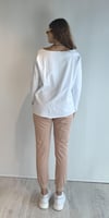 Kadın Geniş Yaka Baskılı Uzun Kol Oversize Bel Lastikli Beyaz-Kahverengi Eşofman Takımı-Alt Üst Takım -Tf The Fancy For You-8032-5-Kadın Geniş Yaka Baskılı Uzun Kol Oversize Bel Lastikli Beyaz-Kahverengi Eşofman Takımı