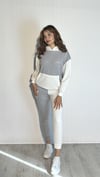 Kadın Kapüşonlu Kanguru Cepli Baskı Detaylı Uzun Kollu Oversize Bel Lastikli Gri Eşofman Takımı-Alt Üst Takım -Tf The Fancy For You-8165-3-Kadın Kapüşonlu Kanguru Cepli Baskı Detaylı Uzun Kollu Oversize Bel Lastikli Siyah Eşofman Takımı