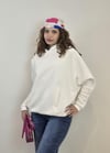Kadın Kapüşonlu Kanguru Cepli Uzun Kol Oversize Beyaz Sweatshirt-Sweatshirt-Tf The Fancy For You-8215-1-Kadın Kapüşonlu Kanguru Cepli Uzun Kol Oversize Sweatshirt