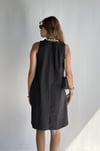 Kadın Yuvarlak Derin Yaka Baskı Detaylı Kalın Askılı Oversize Siyah Elbise -Elbise-Tf The Fancy For You-6340-4-Kadın Yuvarlak Derin Yaka Baskı Detaylı Kalın Askılı Oversize Siyah Elbise 