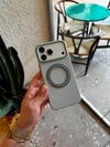 Carbon Standlı Magsafe İphone Telefon Kılıfı Gri