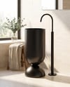 Petite Siyah Paslanmaz Monoblok Lavabo BB-937