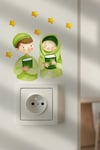 Yeşil Kıyafetli Çocuklar Ramazan Priz Sticker Seti Duvar Cam Sticker Ramazan Süsü