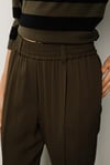 Elastan Kemerli Dar Paça Pantolon