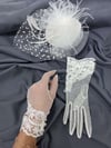 Beyaz Dantelli Tül Eldiven-Puantiyeli Vualet Nikah Şapkası
