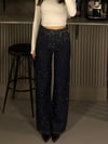 BEL YOĞUNLUKLU LACİVERT FULL TAŞLI JEAN