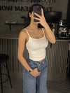 BEYAZ ASKILI BÜZGÜLÜ CROP