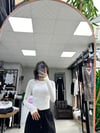 BEYAZ BİSİKLET YAKA PARMAK GEÇİRMELİ BODY