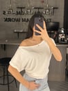 BEYAZ YARASA KOL KISA KOLLU BLUZ