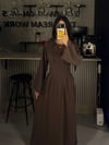 KAHVE TENSEL PİLELİ BAĞLAMALI ELBİSE