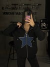 MAVİ YILDIZ BASKILI SİYAH FERMUARLI SWEAT 