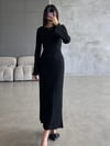 SİYAH BAĞLAMALI TRİKO ELBİSE 