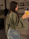 YEŞİL BEL KORSE BÜZGÜLÜ İSPANYOL KOL BLUZ 