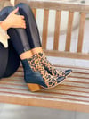 BERO SİYAH DERİ LEOPAR DETAYLI BOT