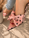 ELDA PEMBE PUANTİYELİ SATEN 10 CM İNCE ÖKCE TOPUKLU TERLİK SANDALET
