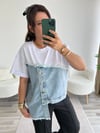 Beyaz Jean Detaylı Düğmeli Tshirt