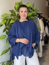 Lacivert Şal Detaylı Pelerin Bluz