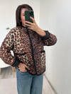 Leopar Desenli Kapitone Ceket