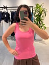 Pembe Oval Yaka Atlet