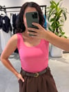 Pembe Oval Yaka Atlet