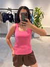 Pembe Oval Yaka Atlet