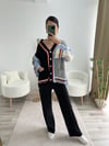 TWİST MODEL RENKLİ GÖMLEKLİ HIRKA