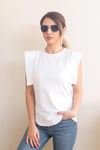 Kadın %100 Pamuk Omuz Detay Beyaz Kolsuz T-Shirt