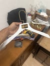 200 adet beyaz elbise askısı, 100 adet beyaz etek askısı, 50 adet 3 cm beyaz kaban askısı gold amerikan kanca gold plaka