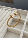 Gold Topçuklu Kol Aksesuarı