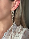 Sallantılı Damla Model Küpe