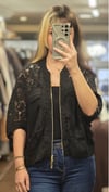 ON FASHION 26Y.ON.CKT.76505.01 DANTELLİ KISA KOL CEKET - SİYAH