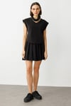 ON FASHION 54233 V YAKA KISA BLUZ - SİYAH