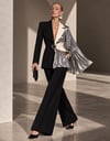 Siyah Gümüş Pliseli Asimetrik Blazer