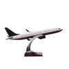 Zekupp Boeing 737-800 1/100 Ölçekli Beyaz Şeritli Tasarım Model Uçak