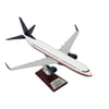 Zekupp Boeing 737-800 1/100 Ölçekli Beyaz Şeritli Tasarım Model Uçak