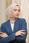 Loryan Scarf Kendinden Desenli Tek Renk Kayla Jakarlı Pamuklu Şal Bej