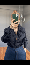 melisa siyah gömlek
