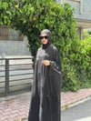 TAŞ İŞLEMELİ SATEN ABAYA