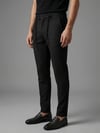 BYOLİSErkek Silim Kesim Fitilli Pantolon SiyahPantolonstalibutik.com'da erkek modasının trend parçalarından biri olan siyah renkli BYOLİS marka Erkek Silim Kesim Fitilli Pantolonu keşfedin. Bu pantolon, kesim ve fitilli dokusuyla erkek modasına uyum sağlıyor. 