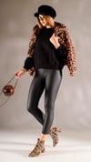 Peluş  Kısa Leoparlı MontshE TekstilPeluş  Kısa Leoparlı Mont