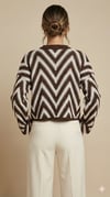 Zigzag Desenli Kazak SiyahshE TekstilZigzag Desenli Kazak Acı Kahve