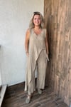 İTALYAN FERMUARLI YANDAN BAĞLAMALI KOLSUZ TULUM - Camel