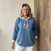 KABARTMA YAZI DETAYLI ÇELİK ÖRGÜ KAPÜŞONLU SWEATSHIRT - Mavi