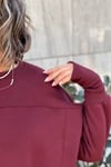 KOL DETAYLI BORDO OVERSİZE SWEATSHIRT