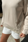 NAKIŞ DETAYLI SWEATSHIRT