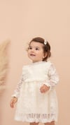 9-24 Ay Güllü Brode Elbise Beyaz