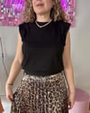 SİYAH VATKALI TSHİRT