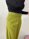 YAĞ YEŞİLİ BOL PAÇA KEMERLİ PANTOLON