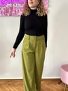 YAĞ YEŞİLİ BOL PAÇA KEMERLİ PANTOLON