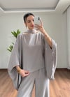 Fiona Gri Fularlı Takım